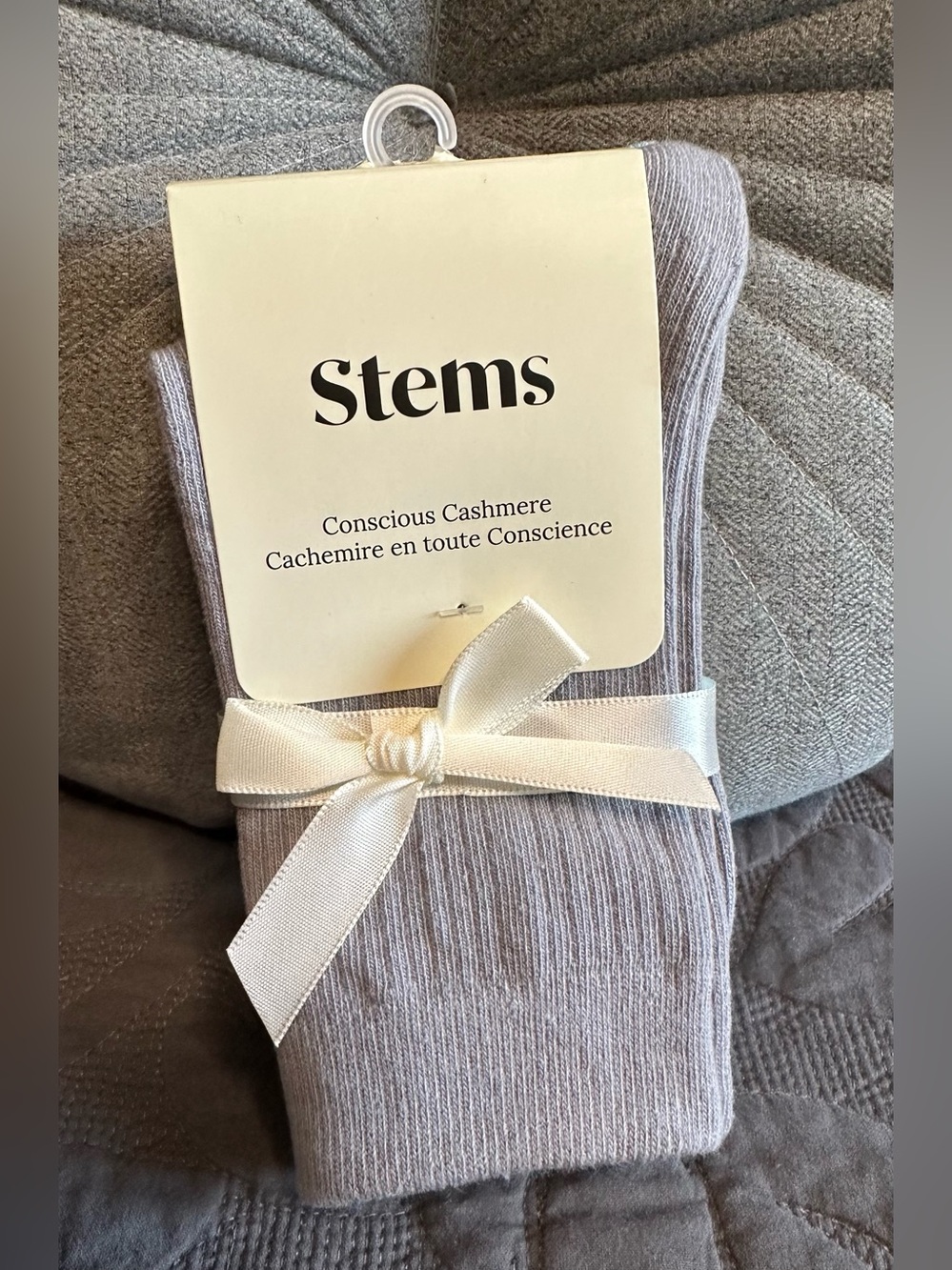 New Stems Cashmere Ribbed Socks Set - Light Grey and Blue